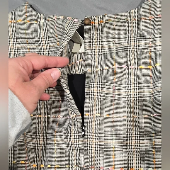 Maeve Reese Plaid Sleeveless Twist Front Dress Size 8 - Picture 10 of 12